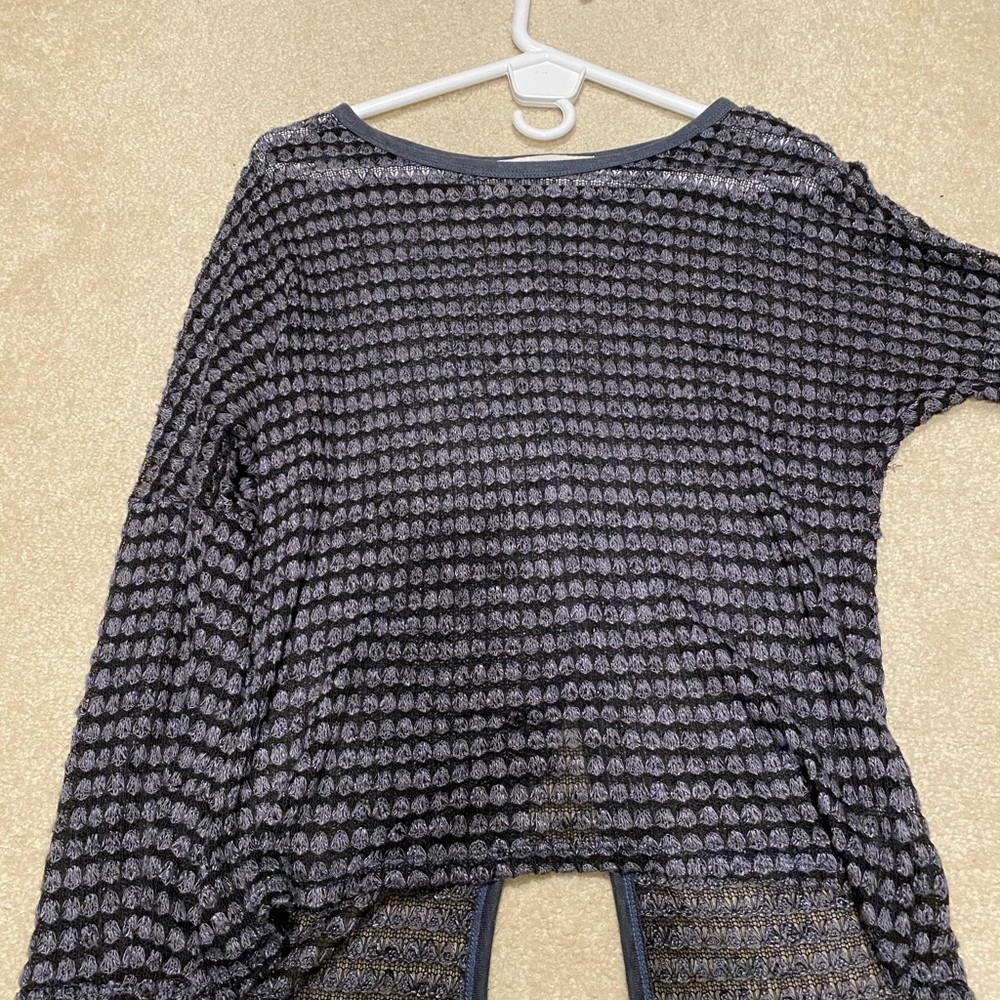 Vintage Havana light weight sweater